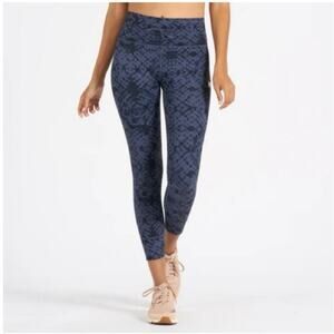 VUORI Daily Legging in Ocean Shibora XS Drawstring 7/8 length BreatheInterlock